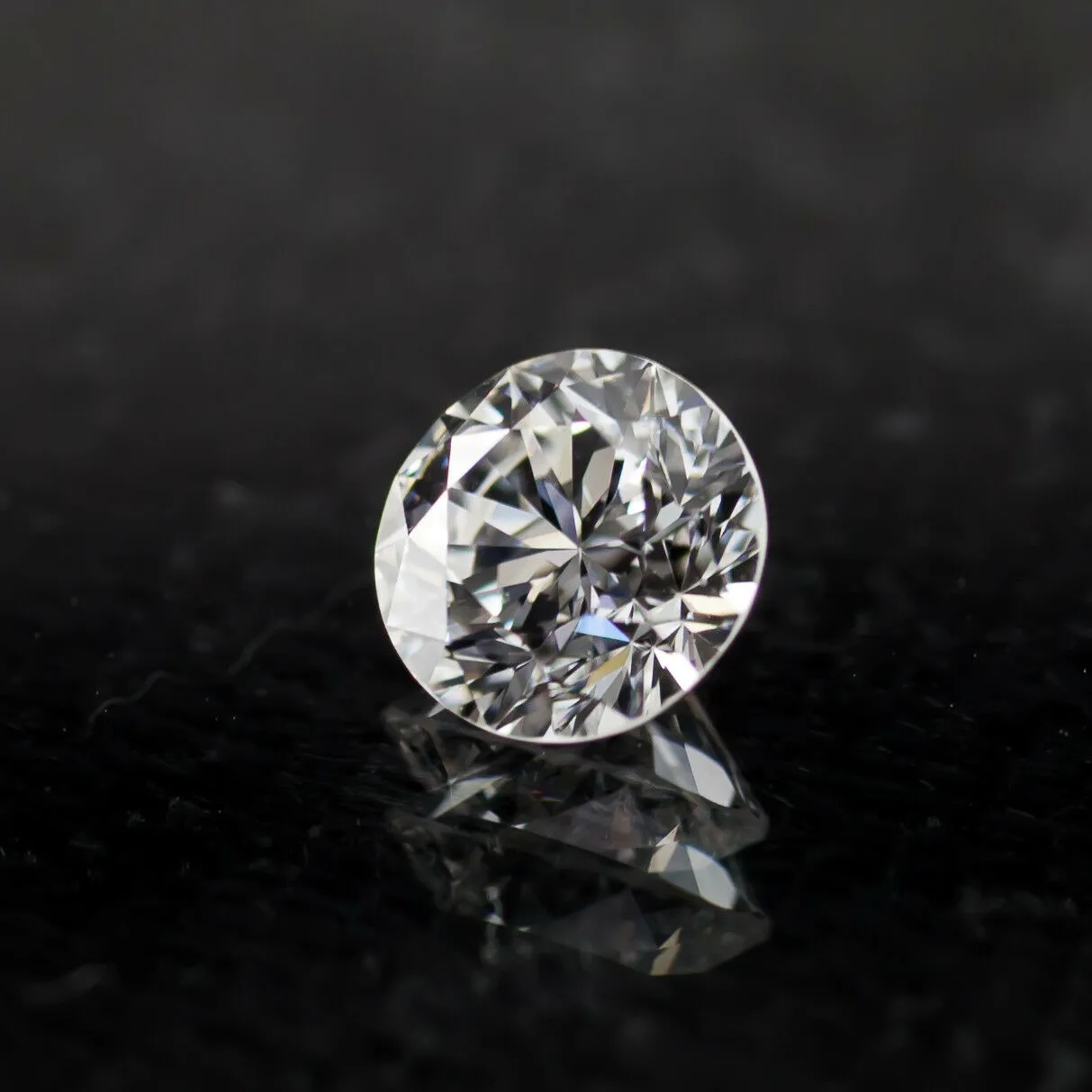 0.75 Carat Loose D / VS2 Round Brilliant Cut Diamond GIA Certified