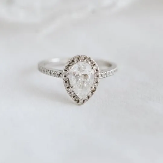1/2 Carat Pear Shape Cut Diamond - E VS2 - 0.63ct - 222592