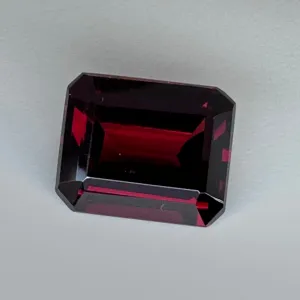 12 x 10 Mozambique Garnet