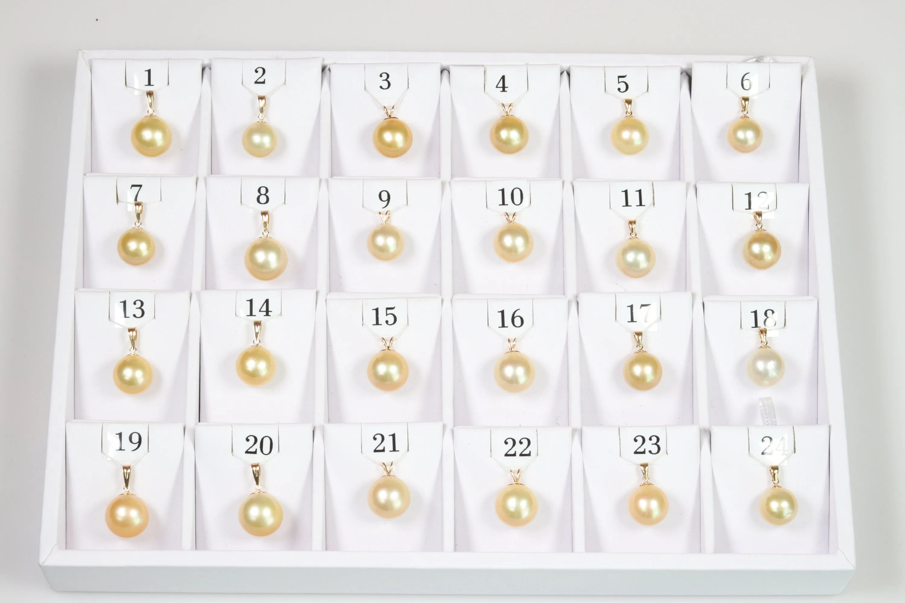 12.5mm-14.7mm Golden South Sea Pearl Pendants, AAA Quality Round (GSSP001)