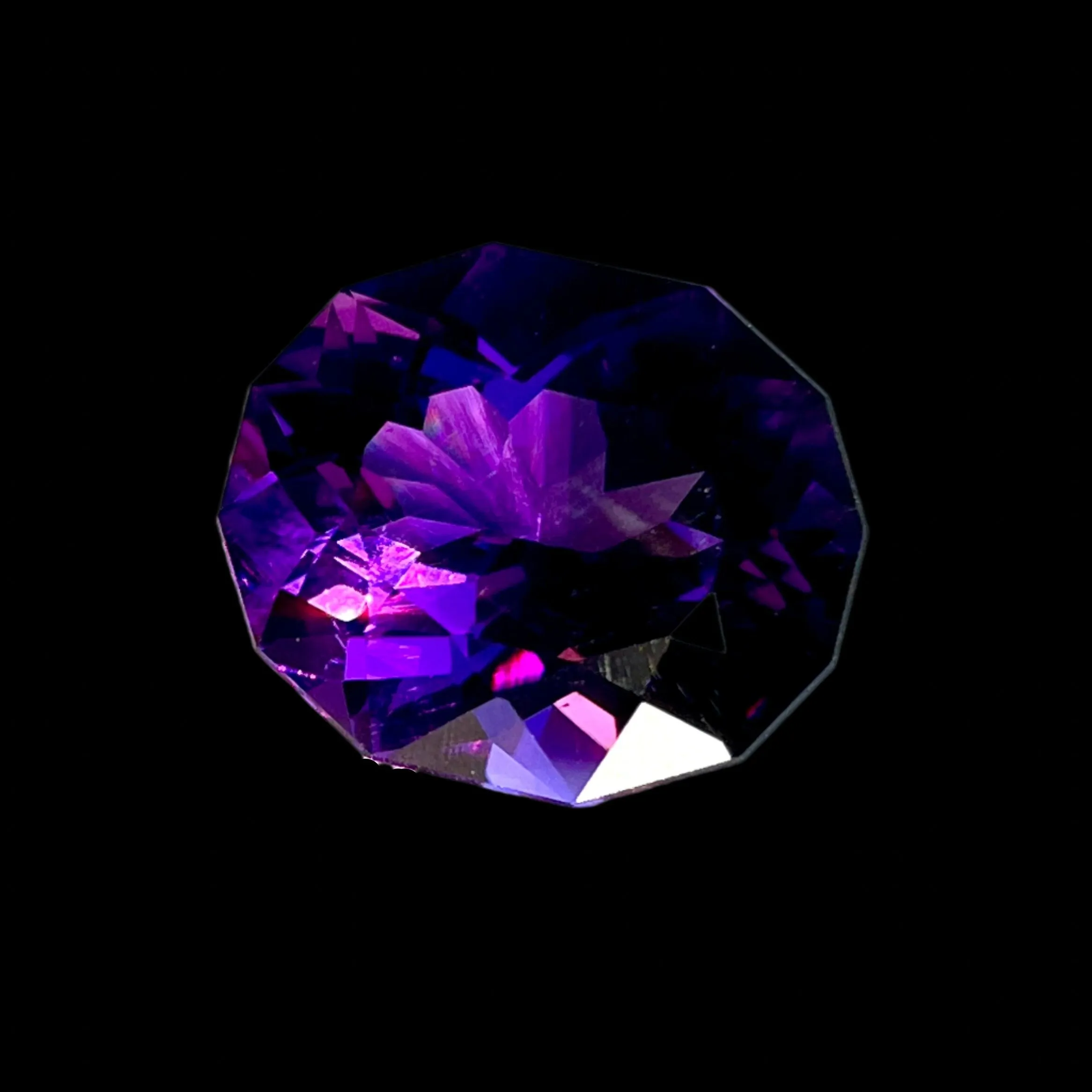 17.15 Ct. Large pendant/bracelet size Amethyst Uruguay Custom-Cut Oval