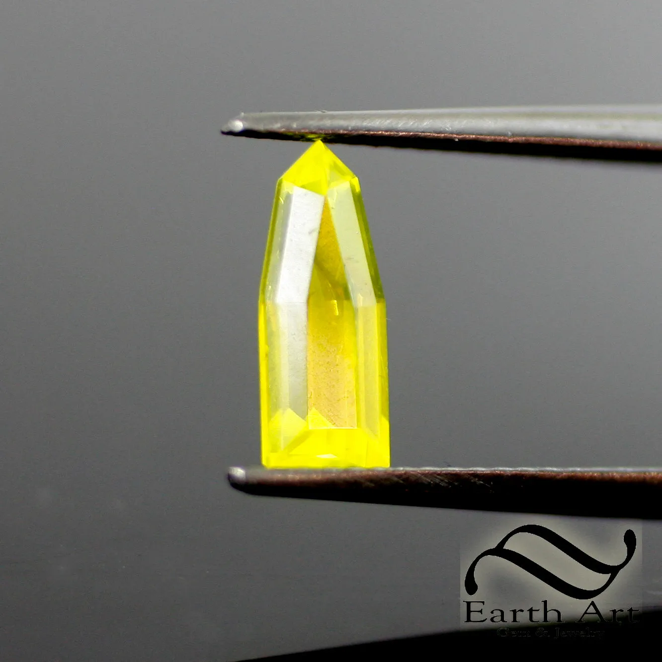 1.86 ct Ce YAG Lumogarnet custom faceted gemstone
