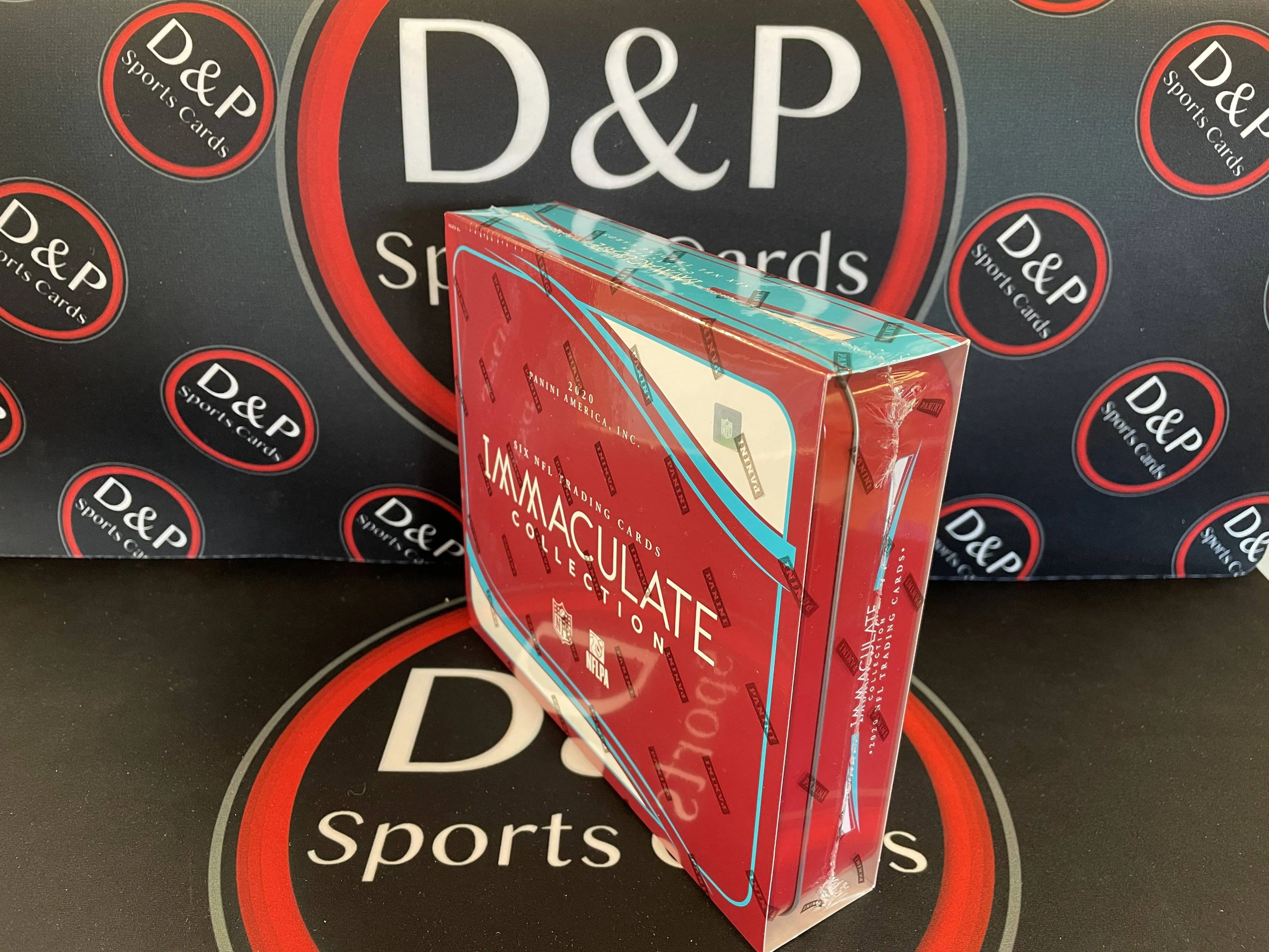2020 Panini Immaculate Football Hobby Box