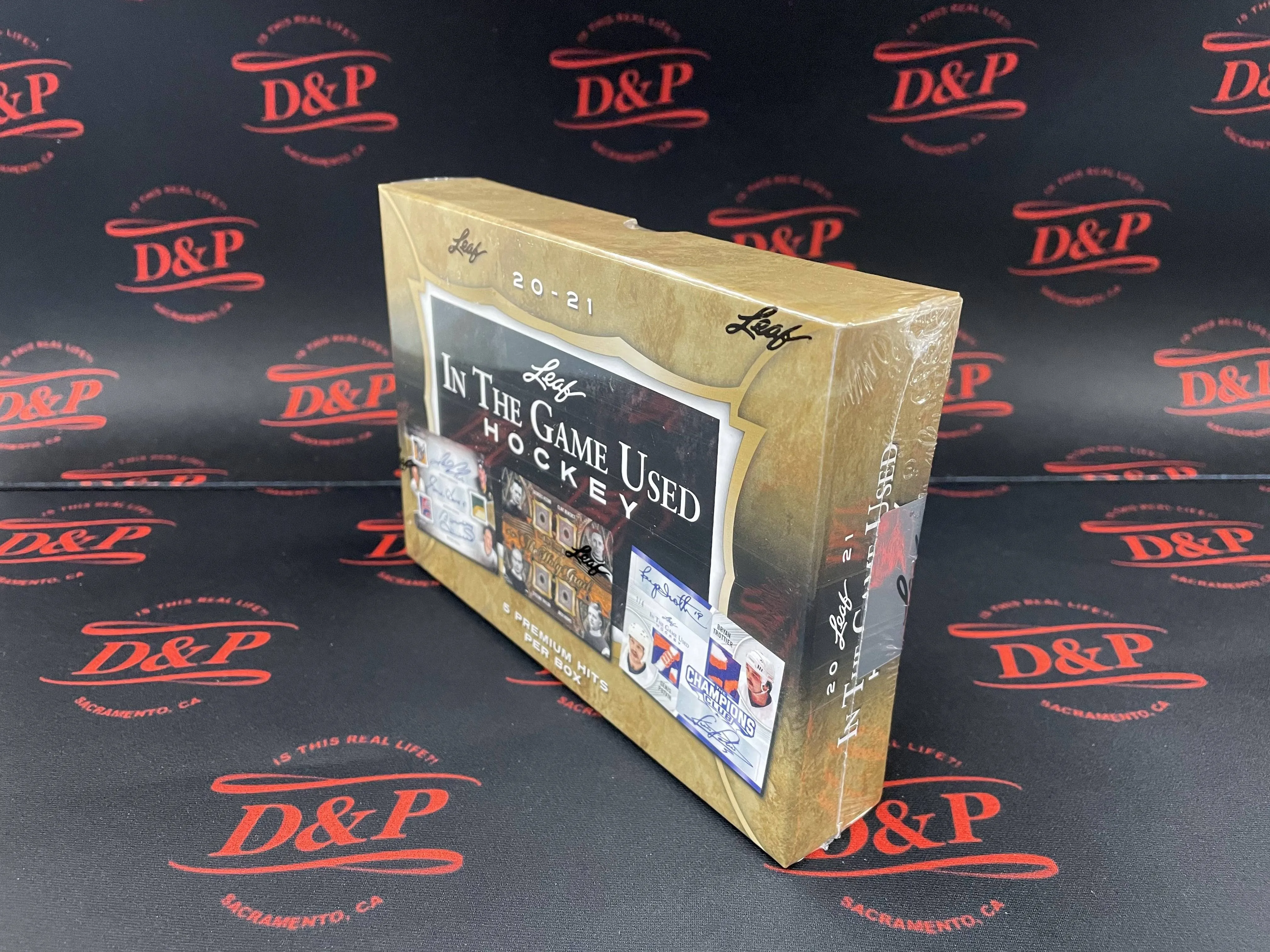 2020/21 Leaf In The Game (ITG) Game Used HockeyBox
