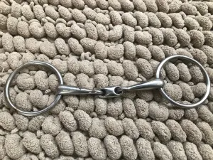 5” loose ring snaffle with lozenge