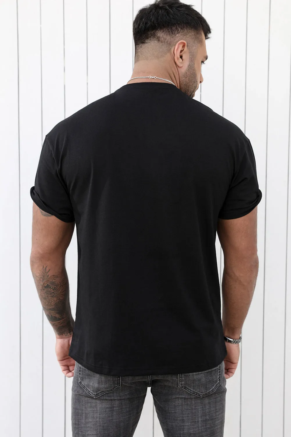 Black CRAYONS Letter Print O-neck Short Sleeve Men's T Shirt