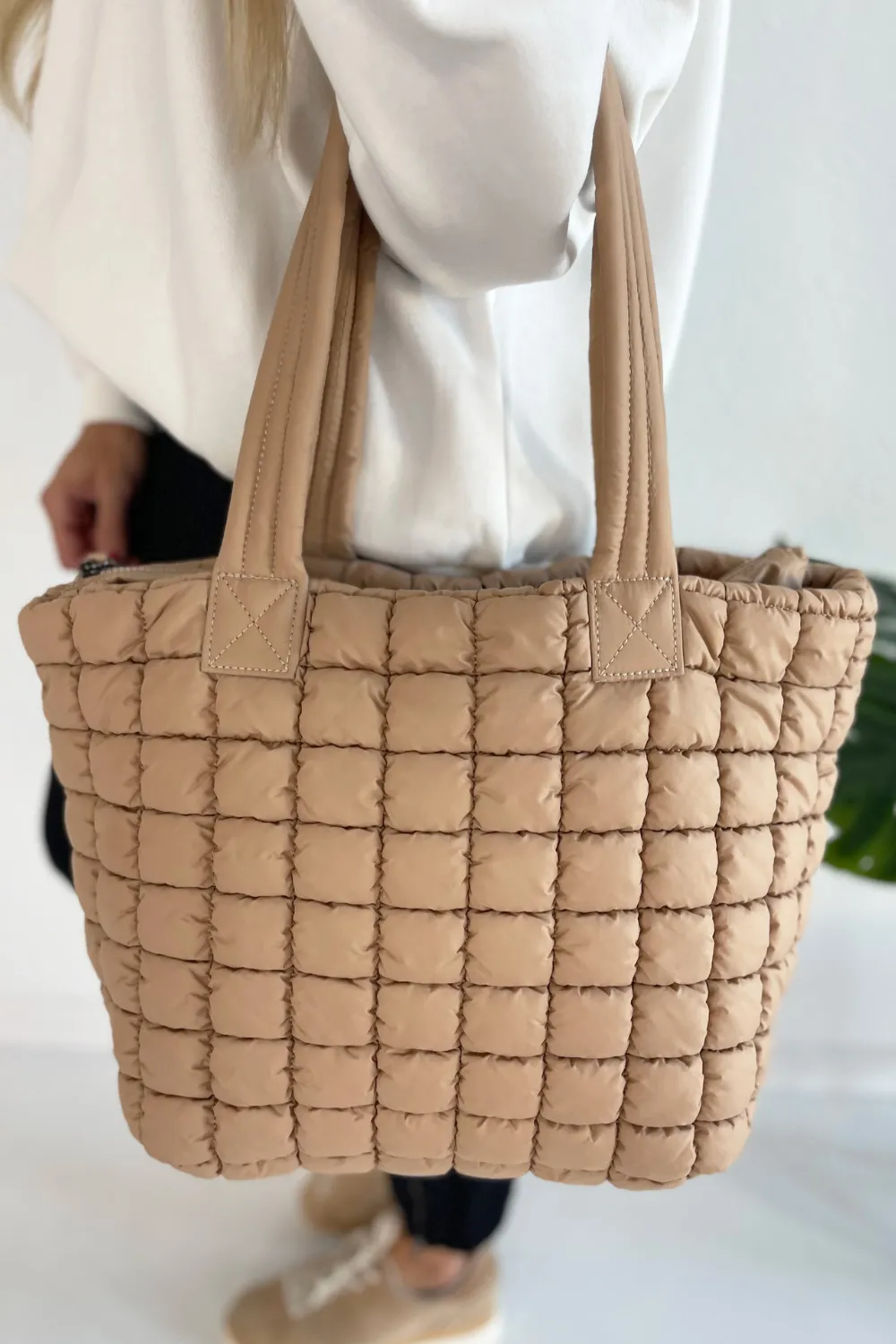 Breakaway Puffer Tote