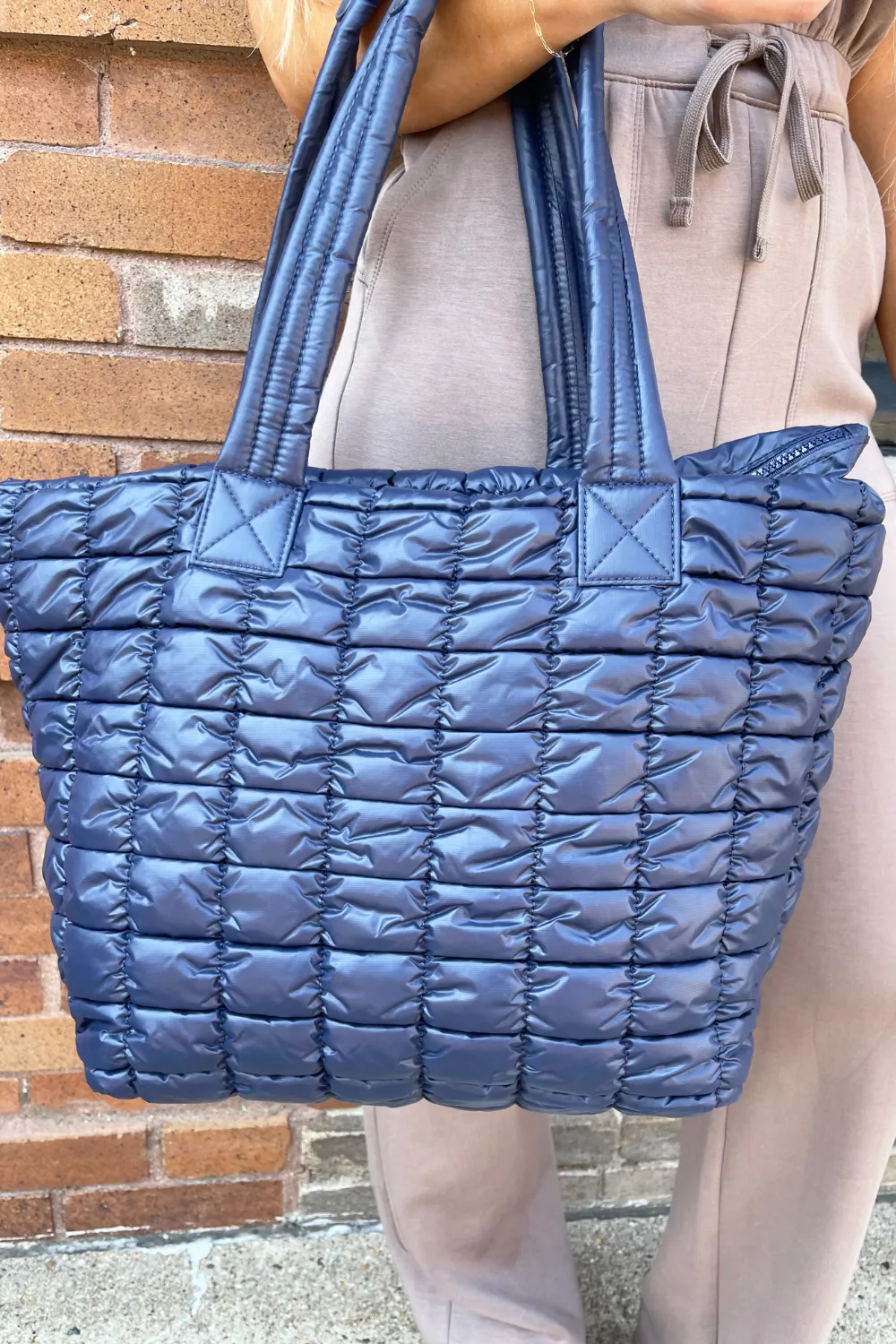 Breakaway Puffer Tote