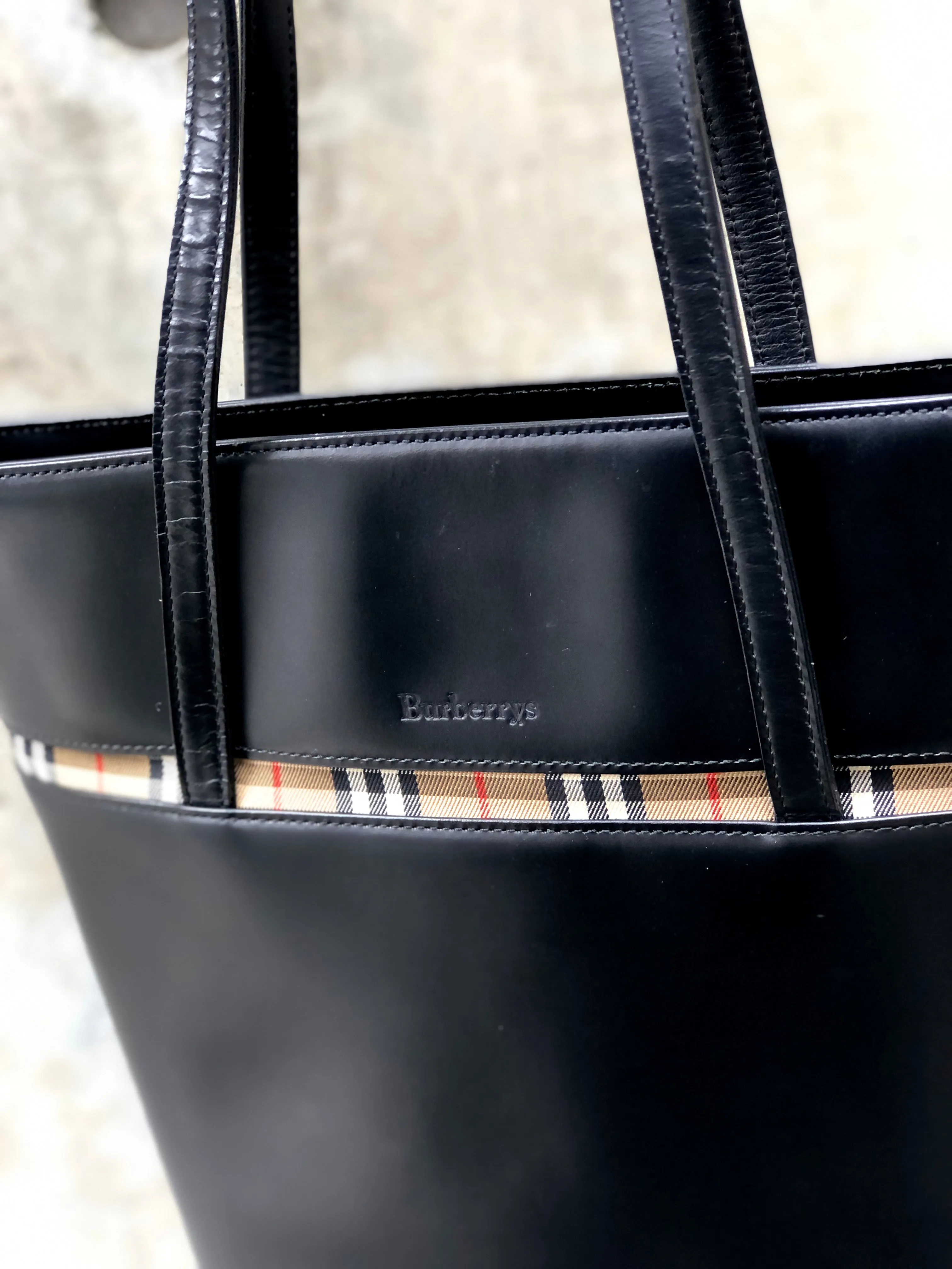 Burberrys Classic check Bucket Totebag Shoulder bag Black Vintage Old njai3y