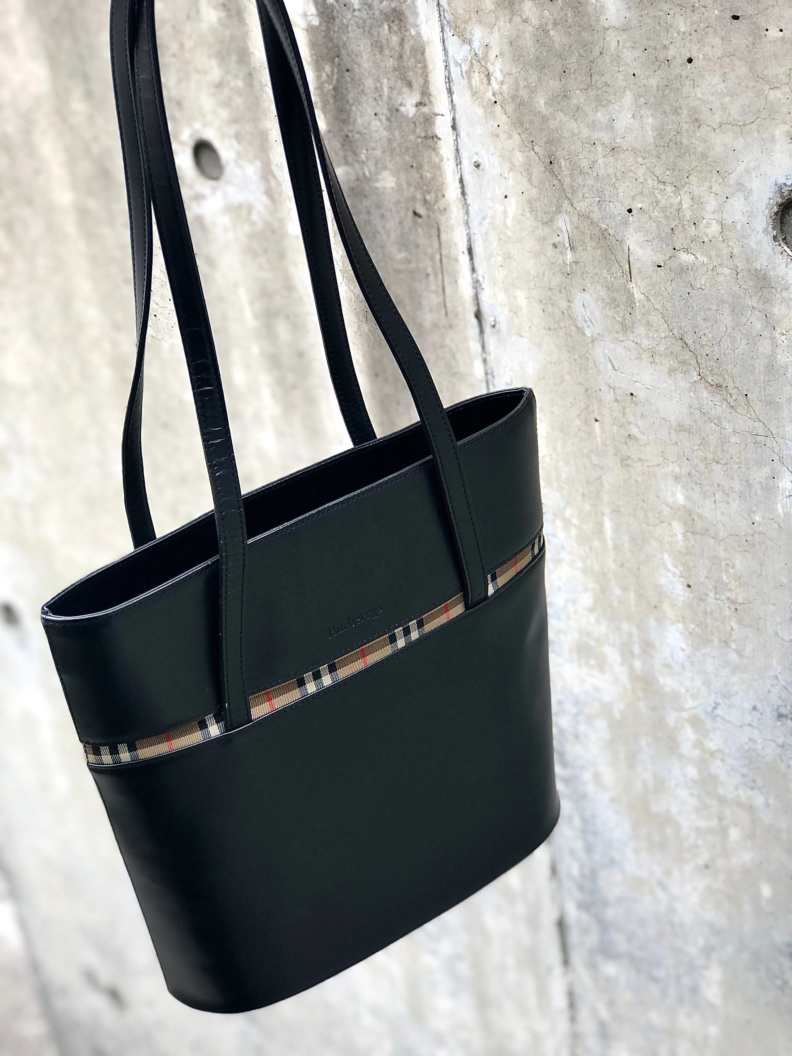 Burberrys Classic check Bucket Totebag Shoulder bag Black Vintage Old njai3y