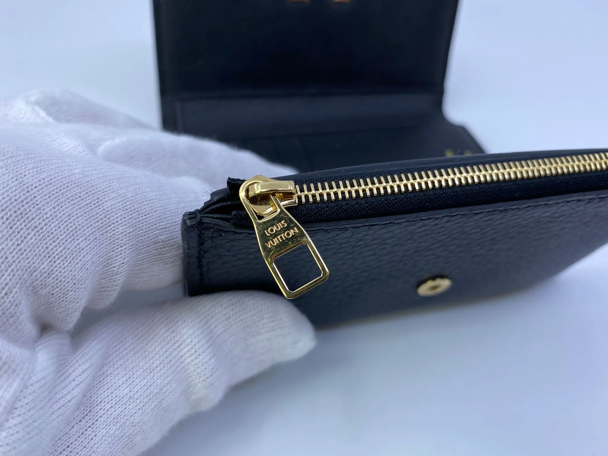 Capucines Compact Sunny Wallet