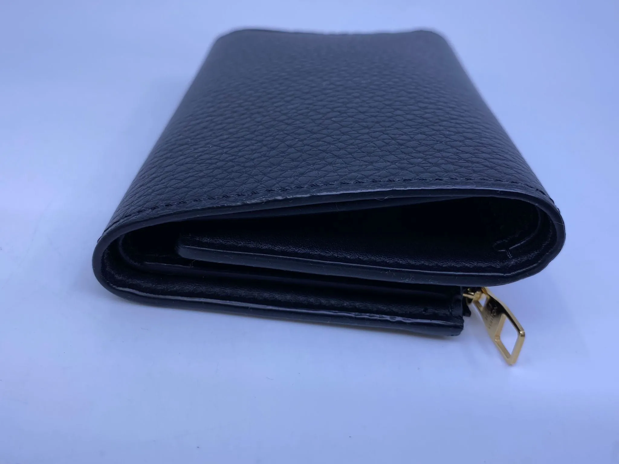 Capucines Compact Sunny Wallet