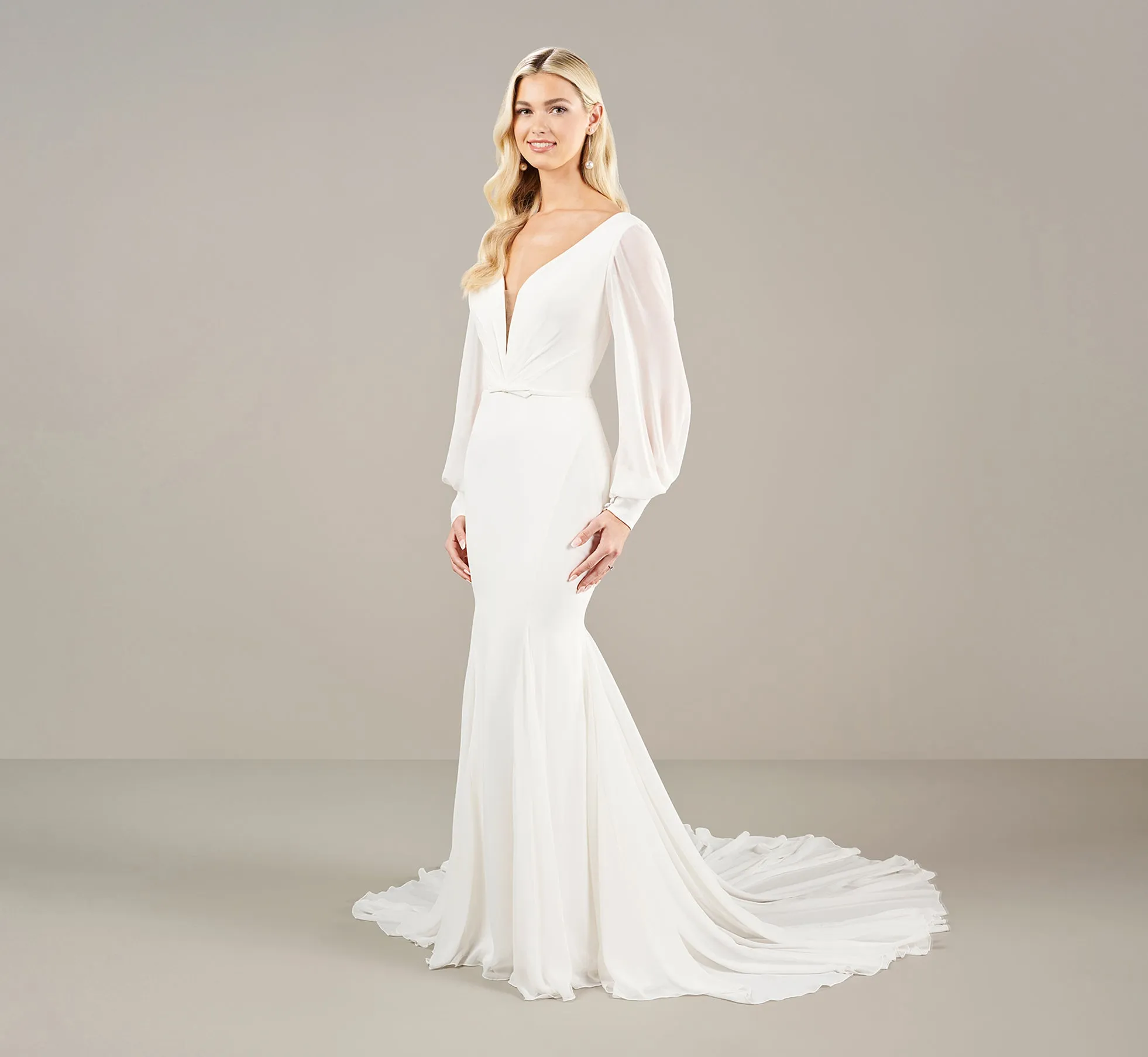 Carefree Mermaid Chiffon Wedding Gown In Ivory