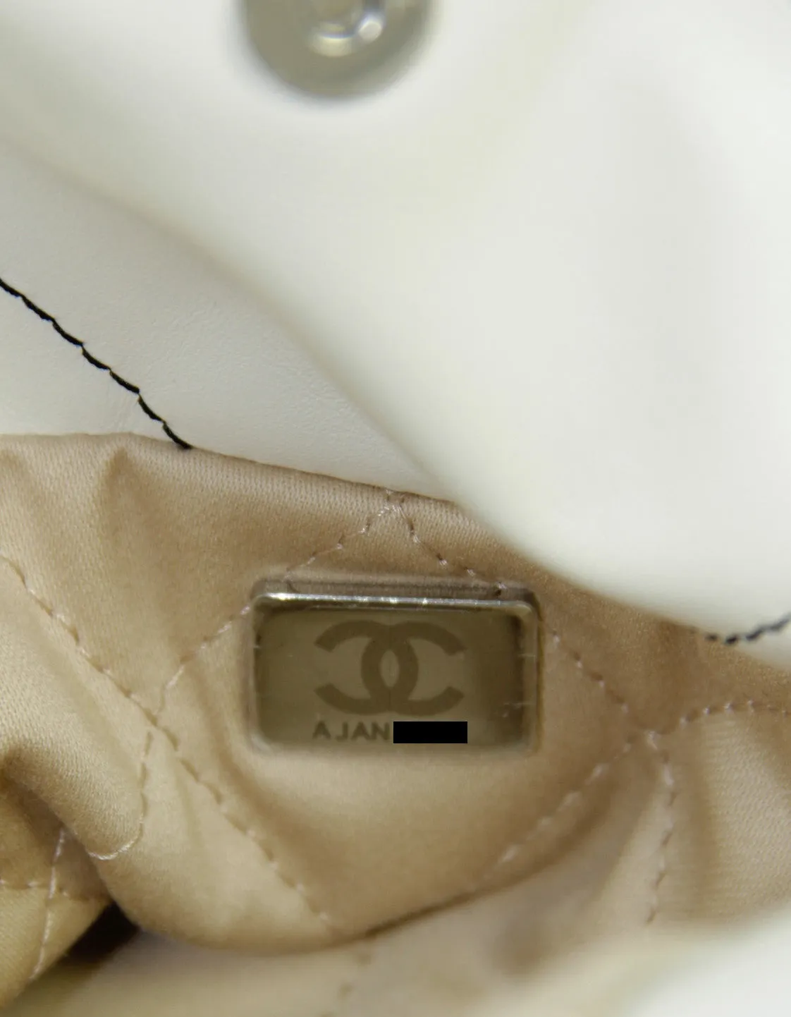 Chanel White Leather Quilted Chanel 22 Tote Bag