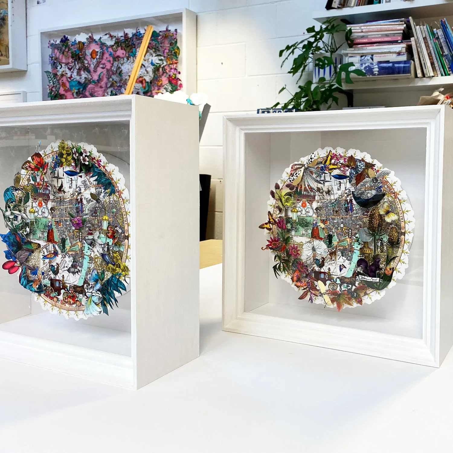 Circular Modern Lundunar Kort - Gulur - Original Artwork
