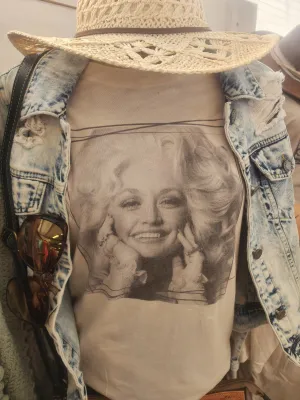 Dolly Portrait Graphic Tee *