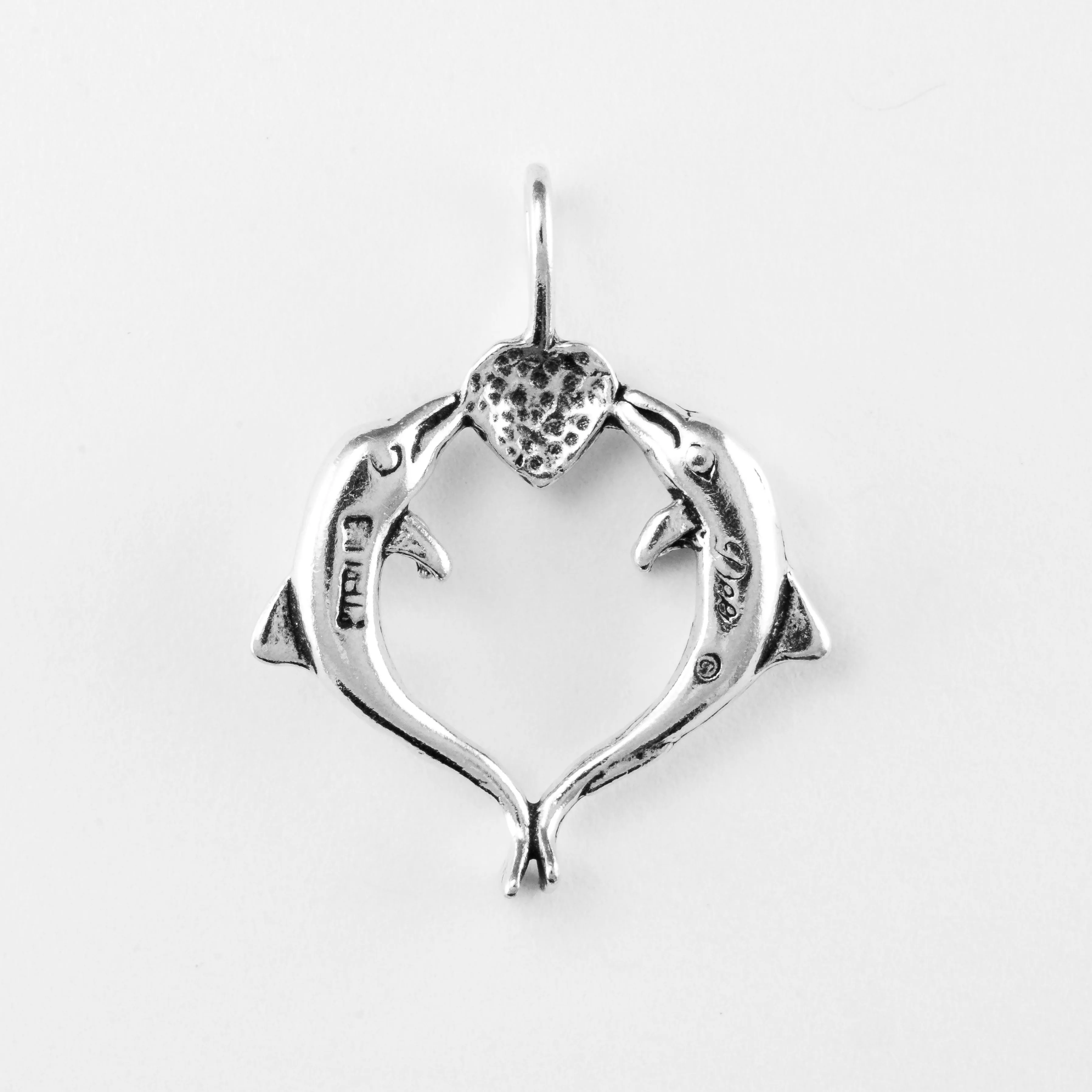 Dolphin, Heart