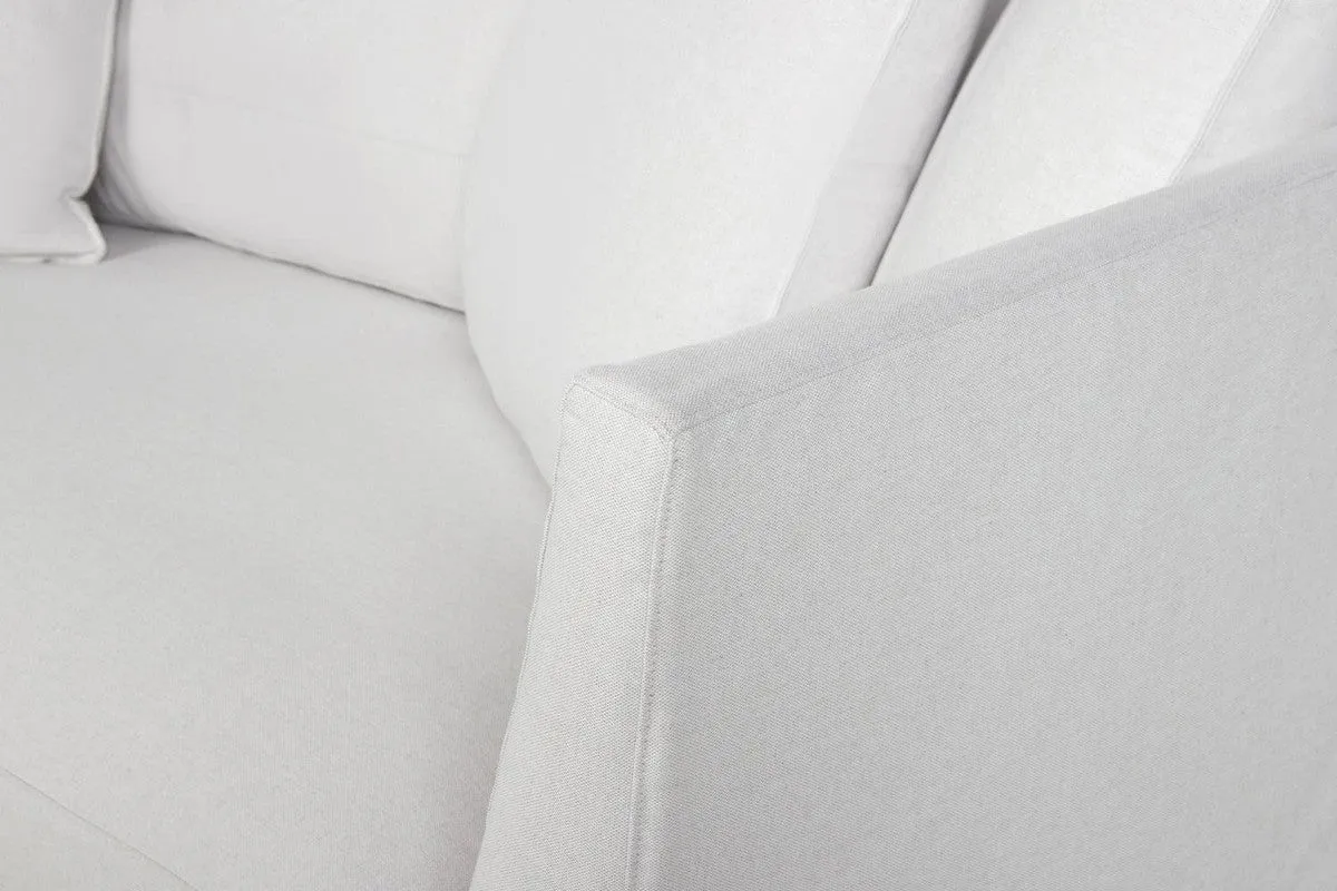 Essentials Cisco Home Seda 84" Sofa