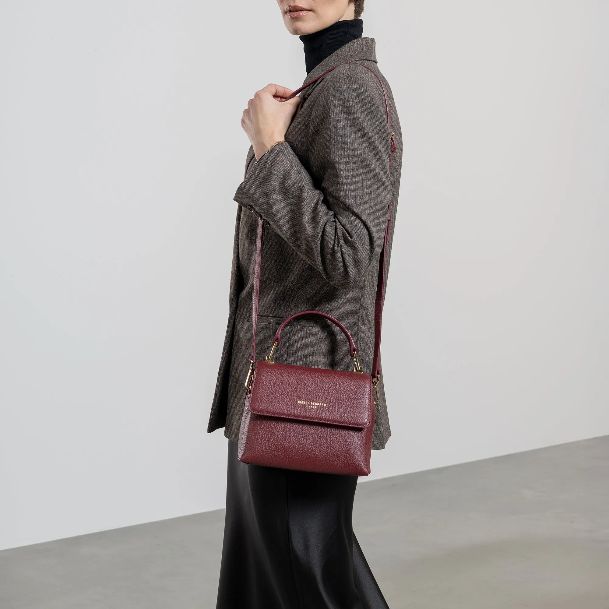 Femme Forte Heline bordeaux red calfskin leather handbag