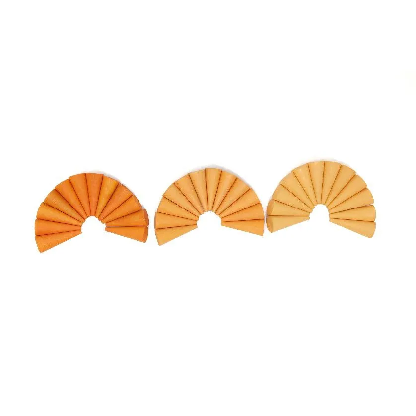 Grapat Loose Parts Mini Cones - 36 pieces in Oranges