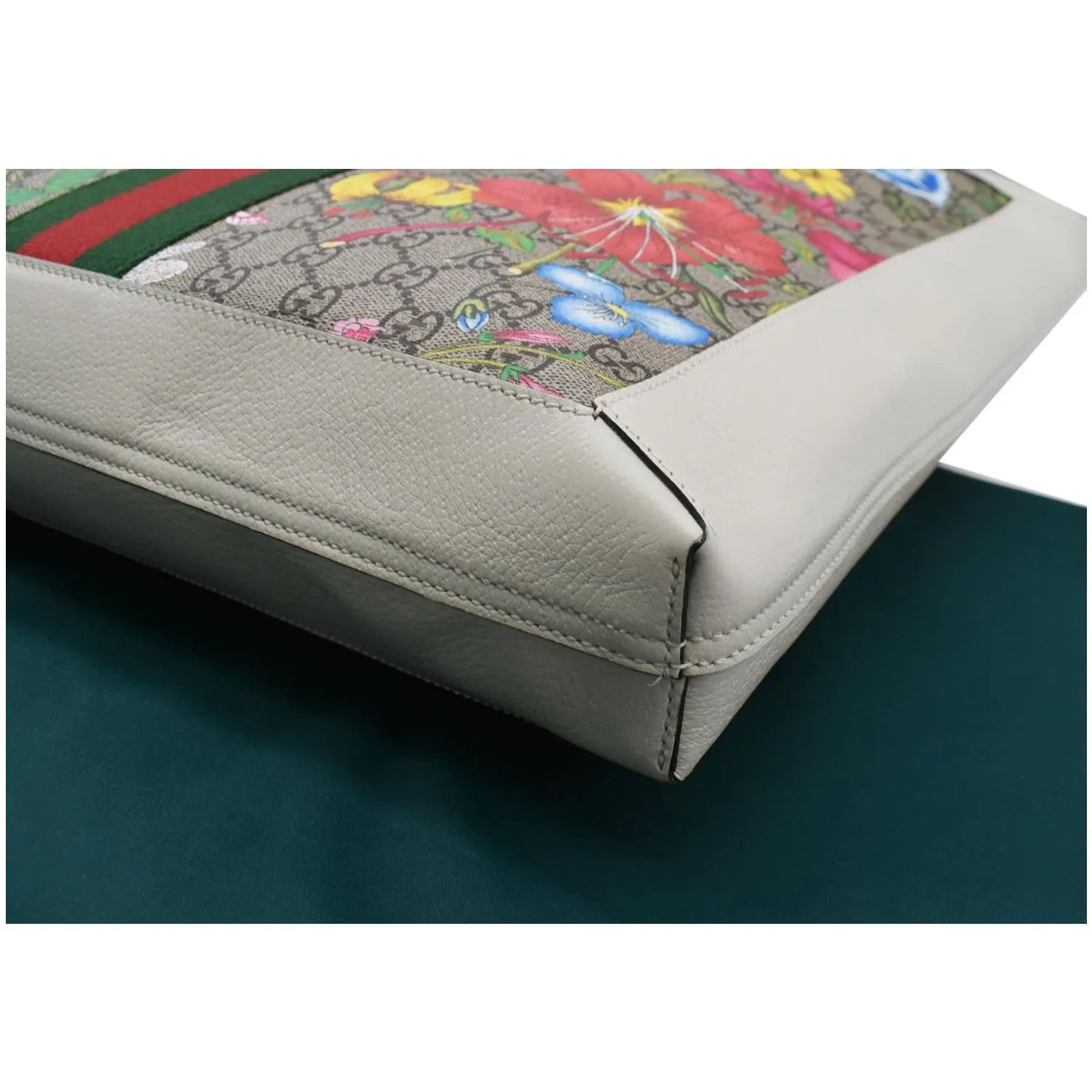 GUCCI Ophidia GG Flora Vertical Shopping Tote Bag White 519335
