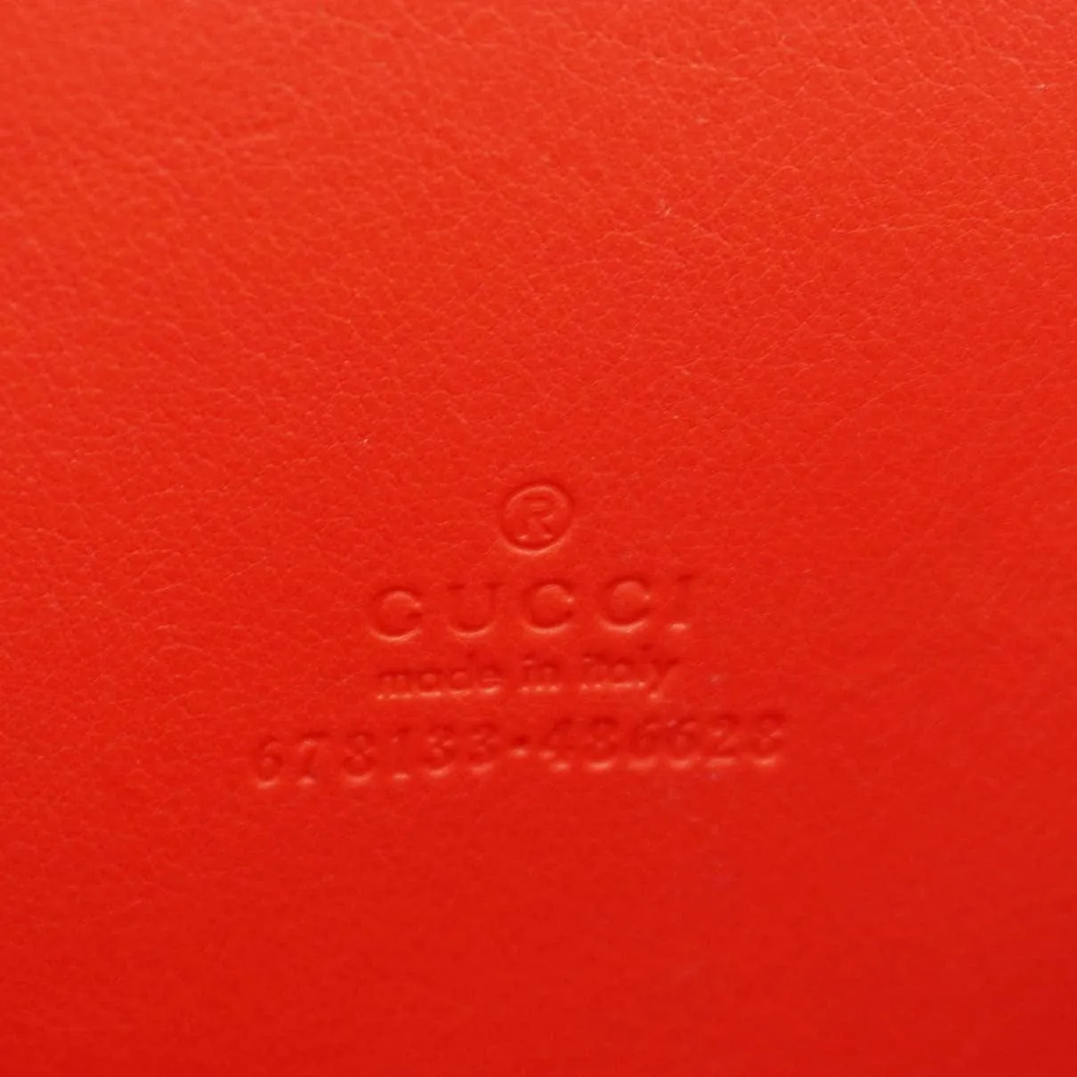 GUCCI Valentines Day Love Heart Small GG Supreme Canvas Shoulder Bag Beige 678133