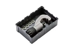 Hand tool sets in ROBOX