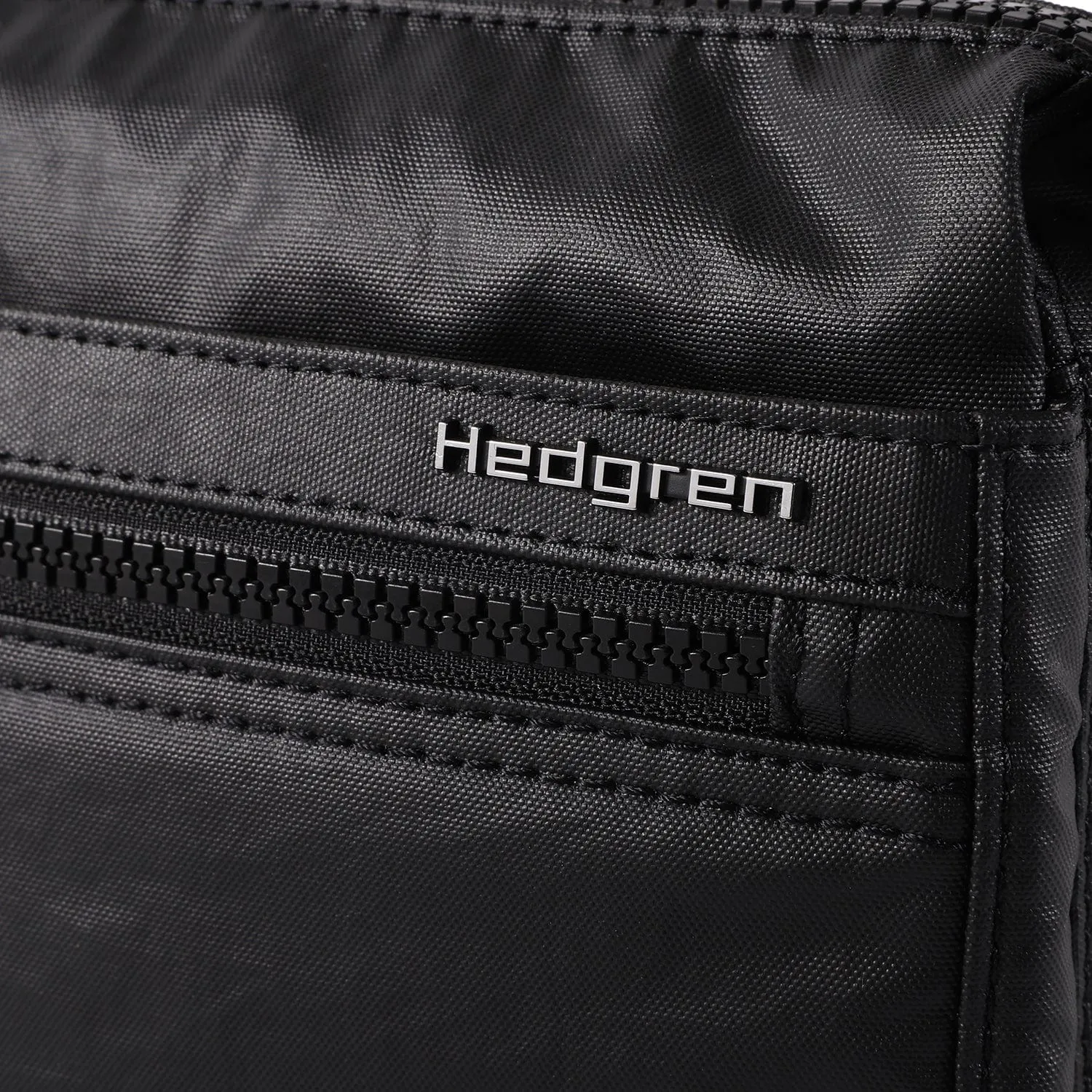 Hedgren Women's Eye Compact Crossover Bag