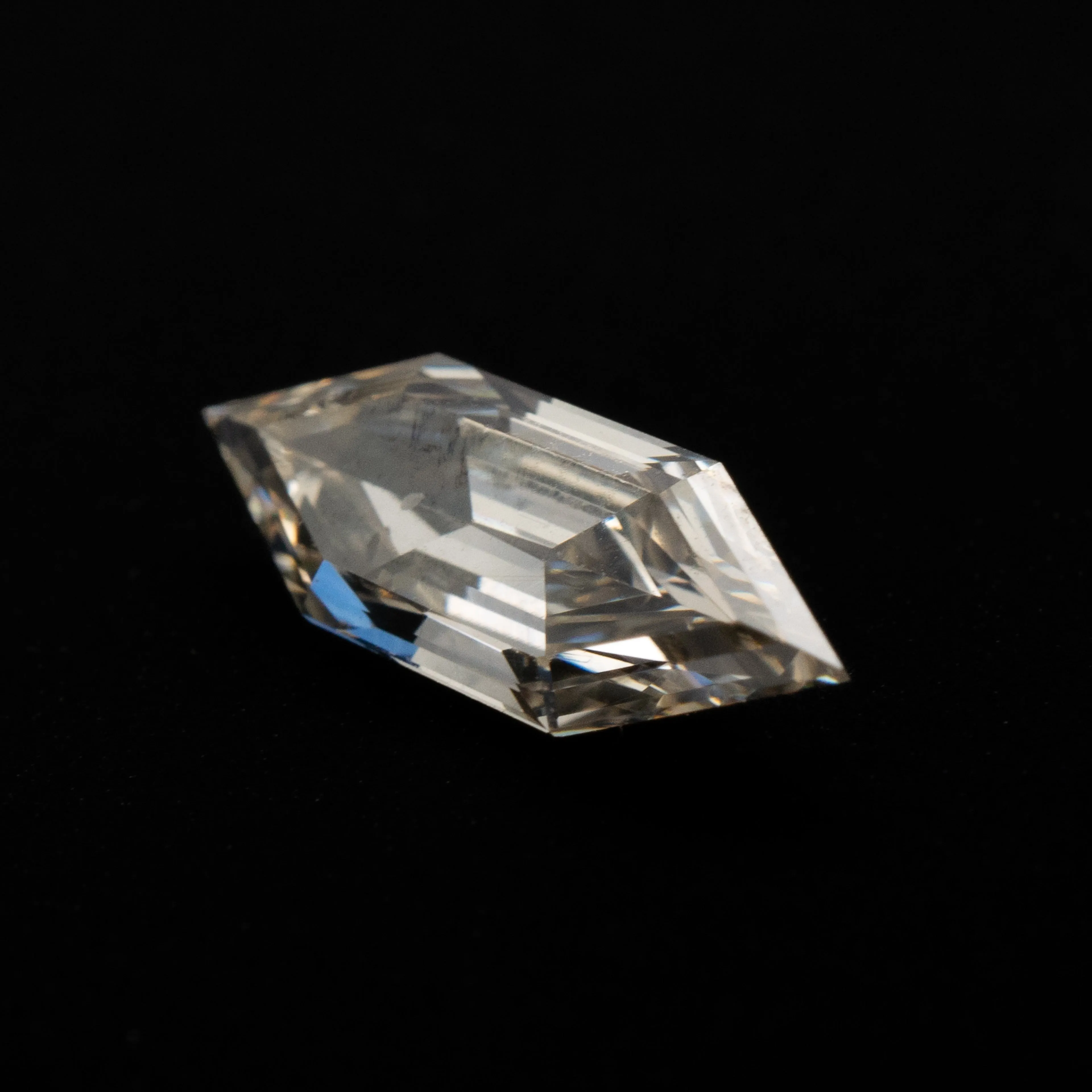 Hexagon Brilliant Cut Diamond | 0.61ct | L SI1
