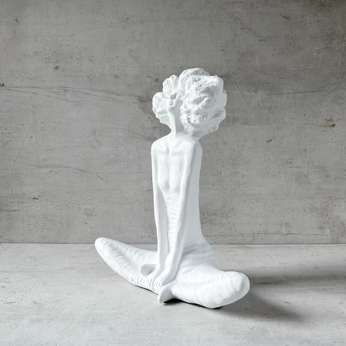 Home Artisan Verona Girl Sculpture