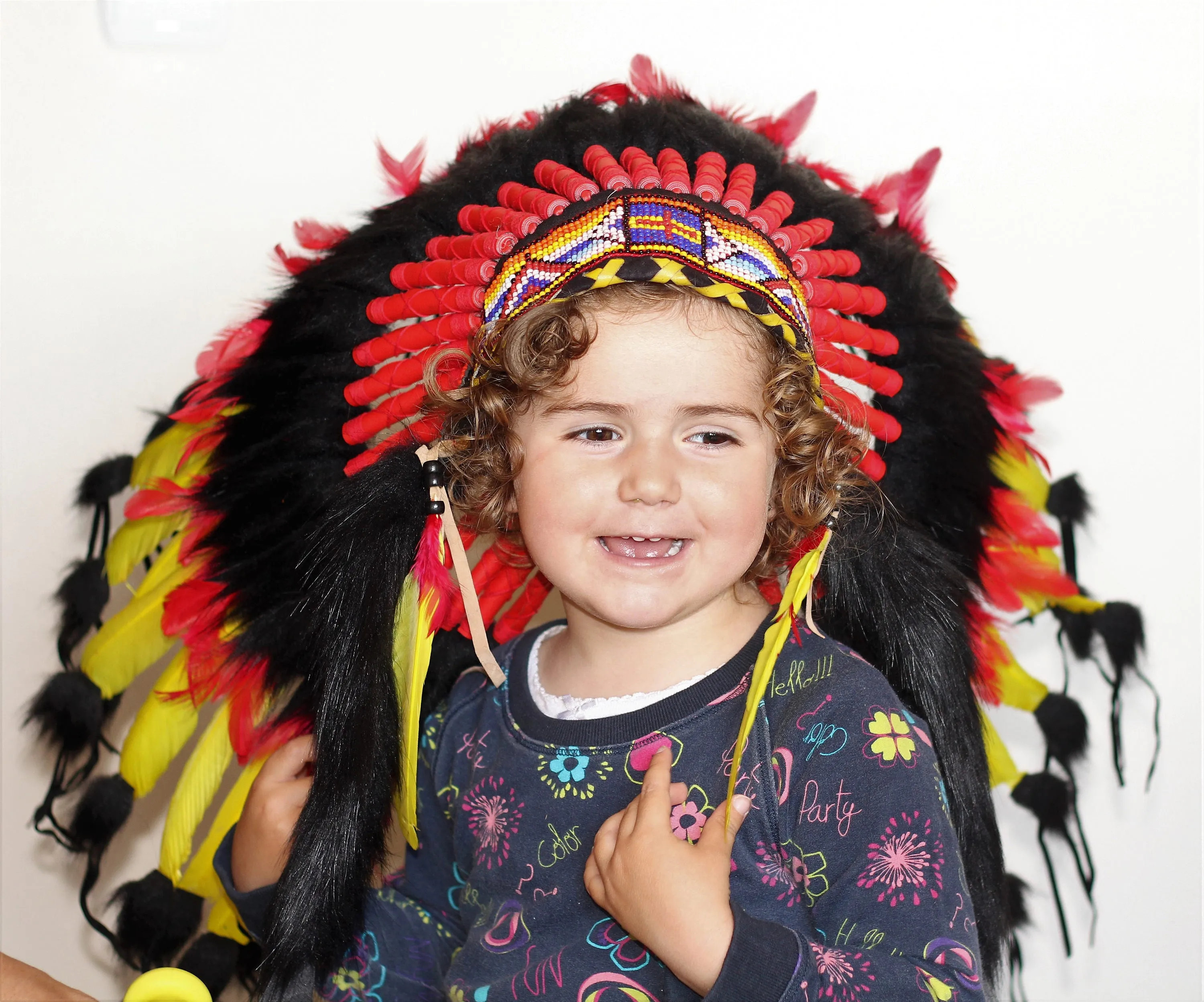 K30 -  For Kid / Children From 5-8 years old: black ,red and yellow Chief indian Feather Headdress  for the little ones