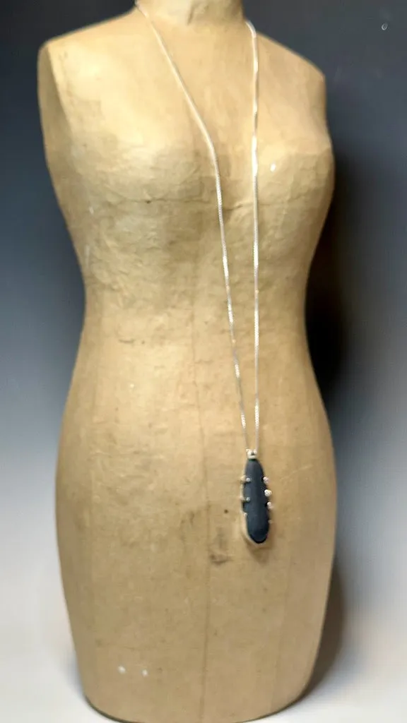 LONG PEBBLE STERLING SILVER PENDANT WITH CZ AND SS CHAIN  MS219