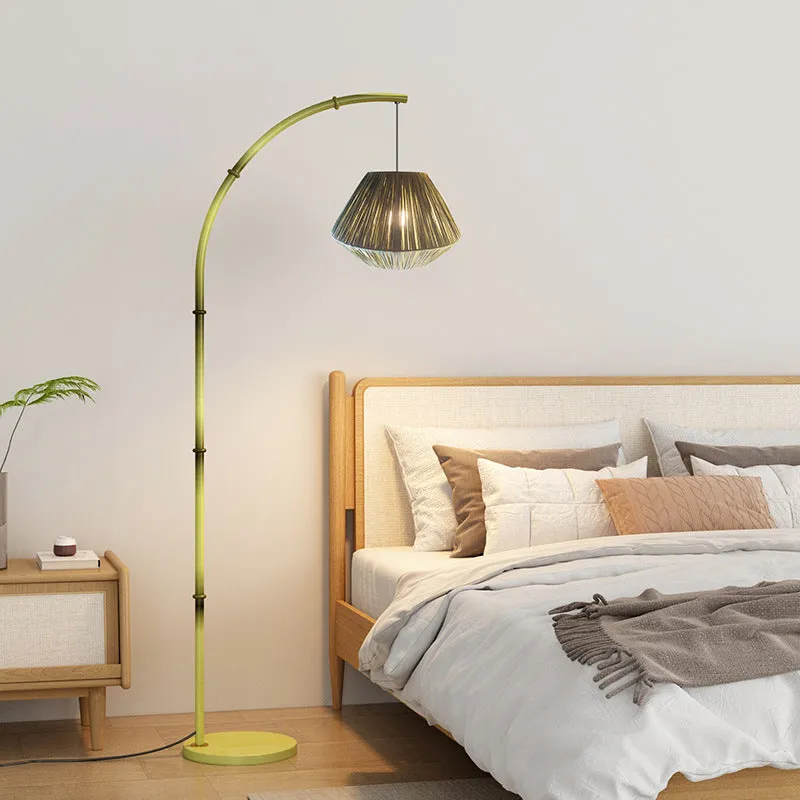 Loose Floor Lamp