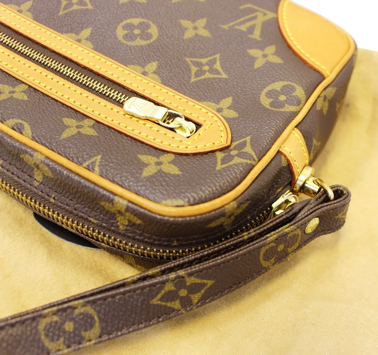 LOUIS VUITTON Monogram Canvas Marly Dragonne GM Clutch Bag