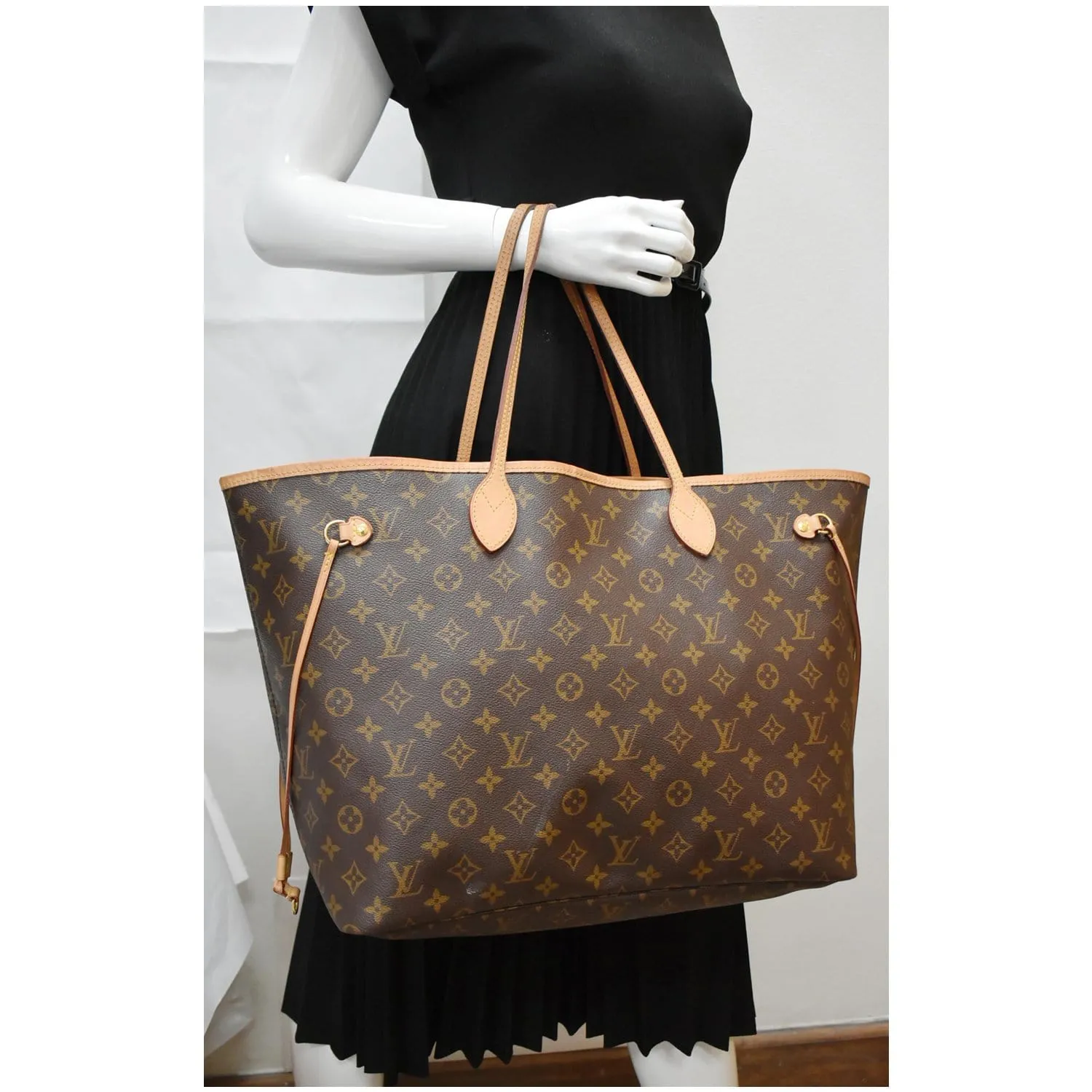 LOUIS VUITTON Neverfull GM Monogram Canvas Tote Bag Brown