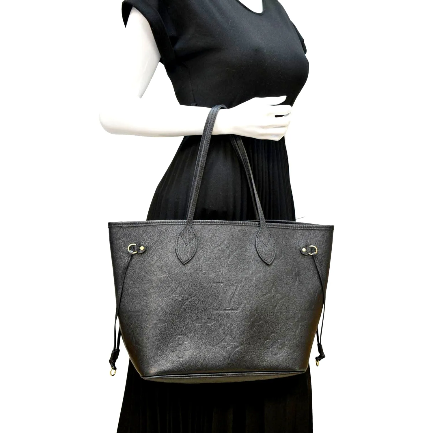 LOUIS VUITTON Neverfull MM Empreinte Leather Tote Shoulder Bag Black