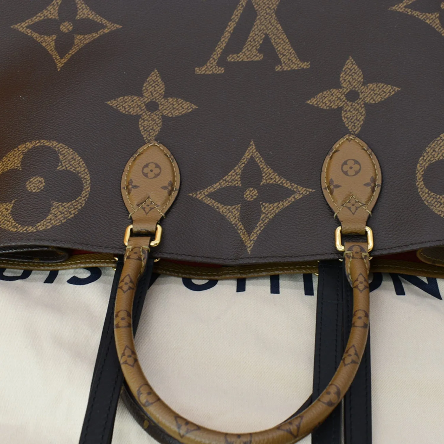 LOUIS VUITTON Onthego GM Giant Monogram Canvas Tote Shoulder Bag Brown