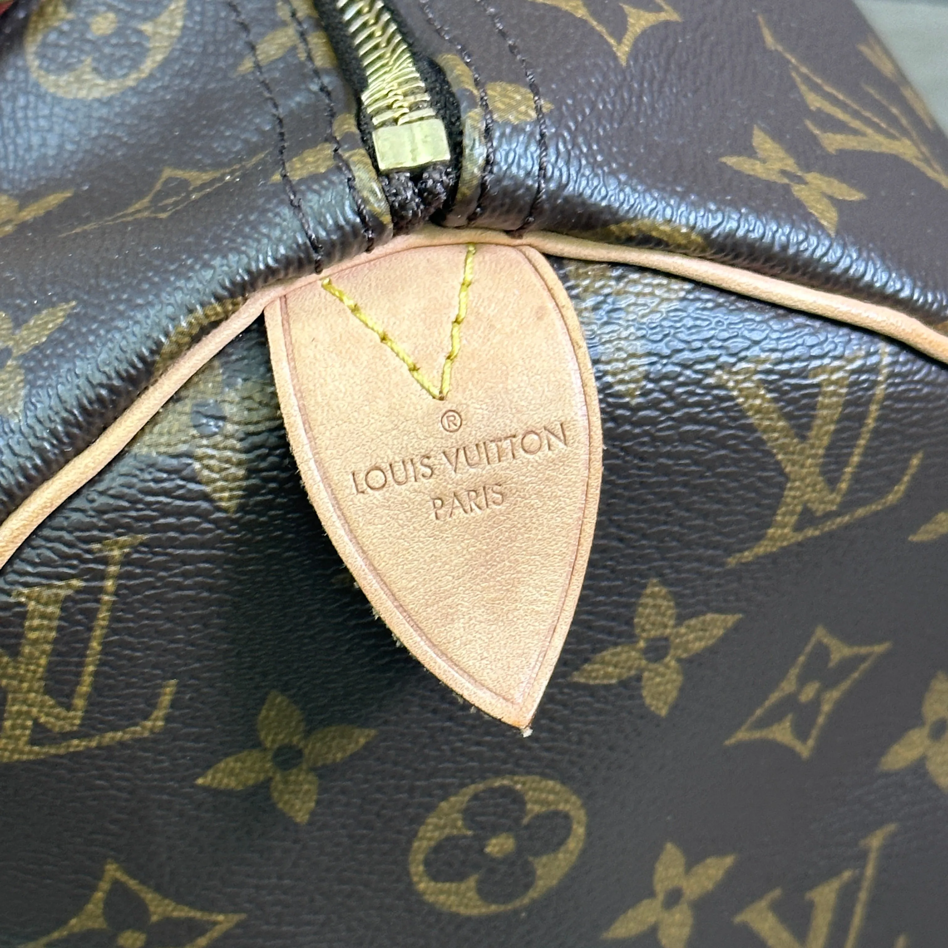 Louis Vuitton Speedy 30 - Monogram Canvas