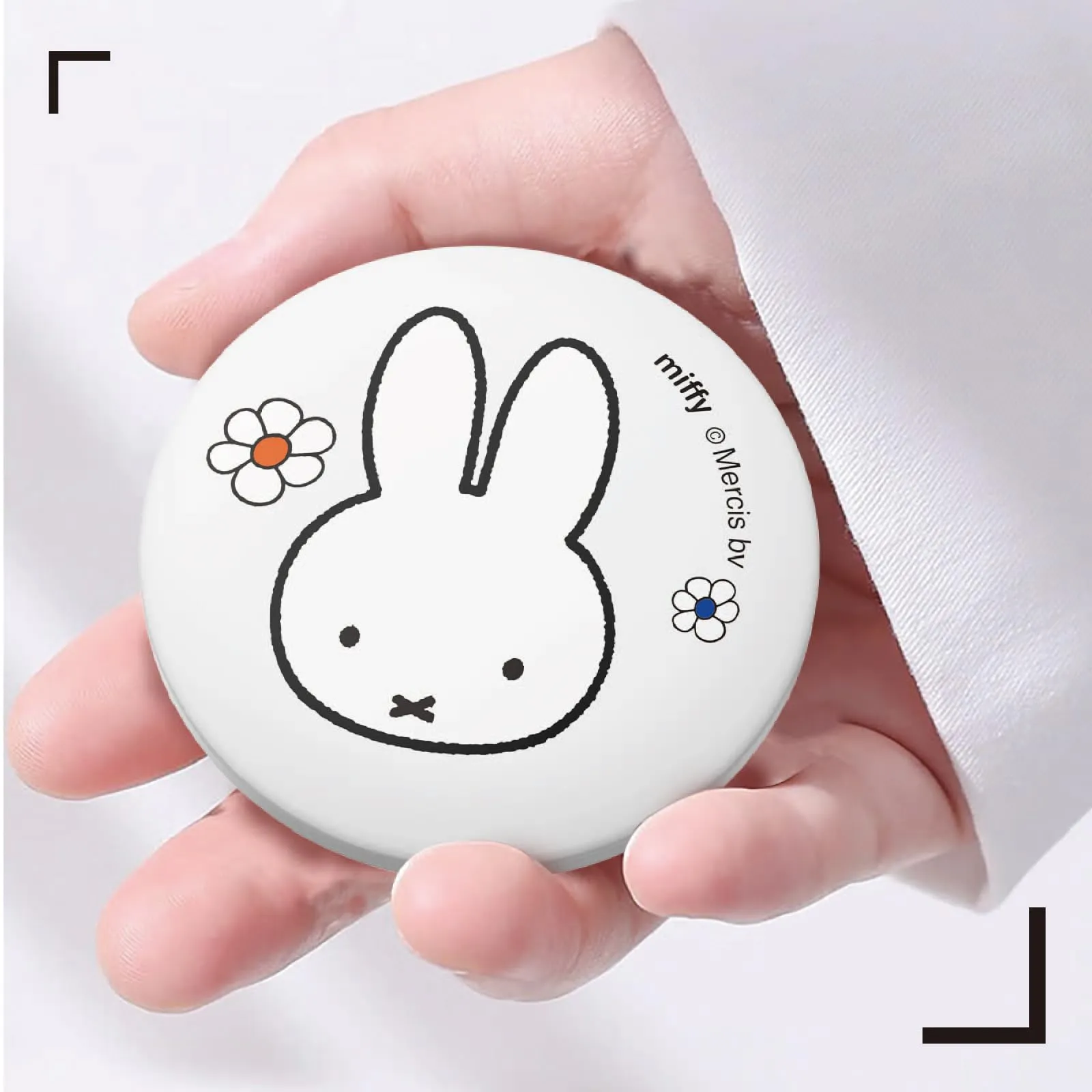 Miffy Handheld LED Makeup Mirror, Foldable 2-Side 1x/10x Magnification,Pocket Small Lighted Mirror for Travel, Rabbit Shape (White)