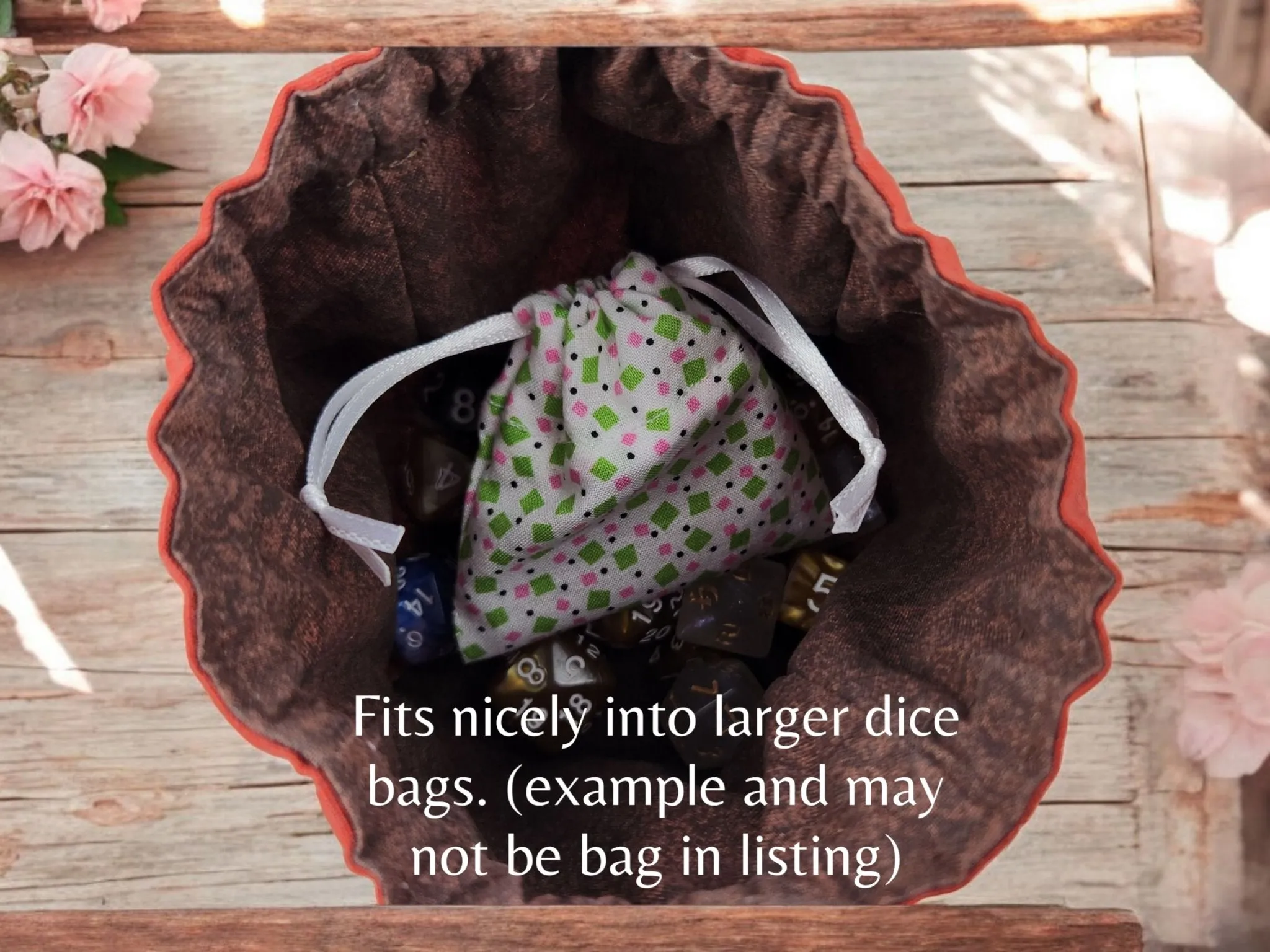 Mini dragon drawstring bag with a set of mini dice, dark red dice