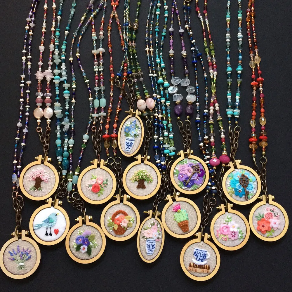 Mini Embroidery Hoop Lasercut Frame Cross Stitch Frame Tiny Embroidery Pendant Tiny Hoop diy Embroidery Pendant 40mm round 1pcs
