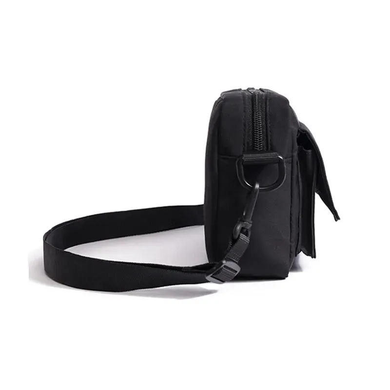 Minimalist Black Shoulder Bag Retro Male Nylon Crossbody Bags Men's Small Messenger Bag for Men Suitable for Daily Use