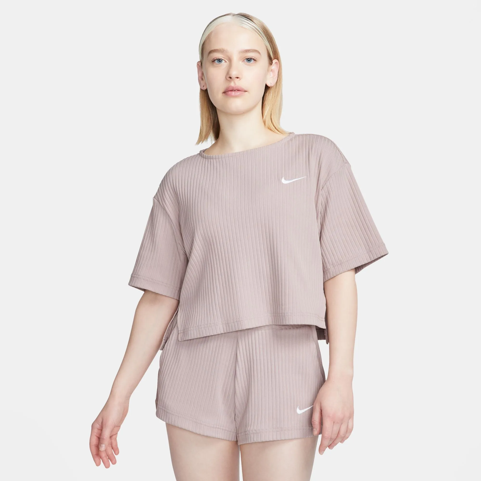 Nike Sportswear Women's Ribbed Jersey Short-Sleeve Top