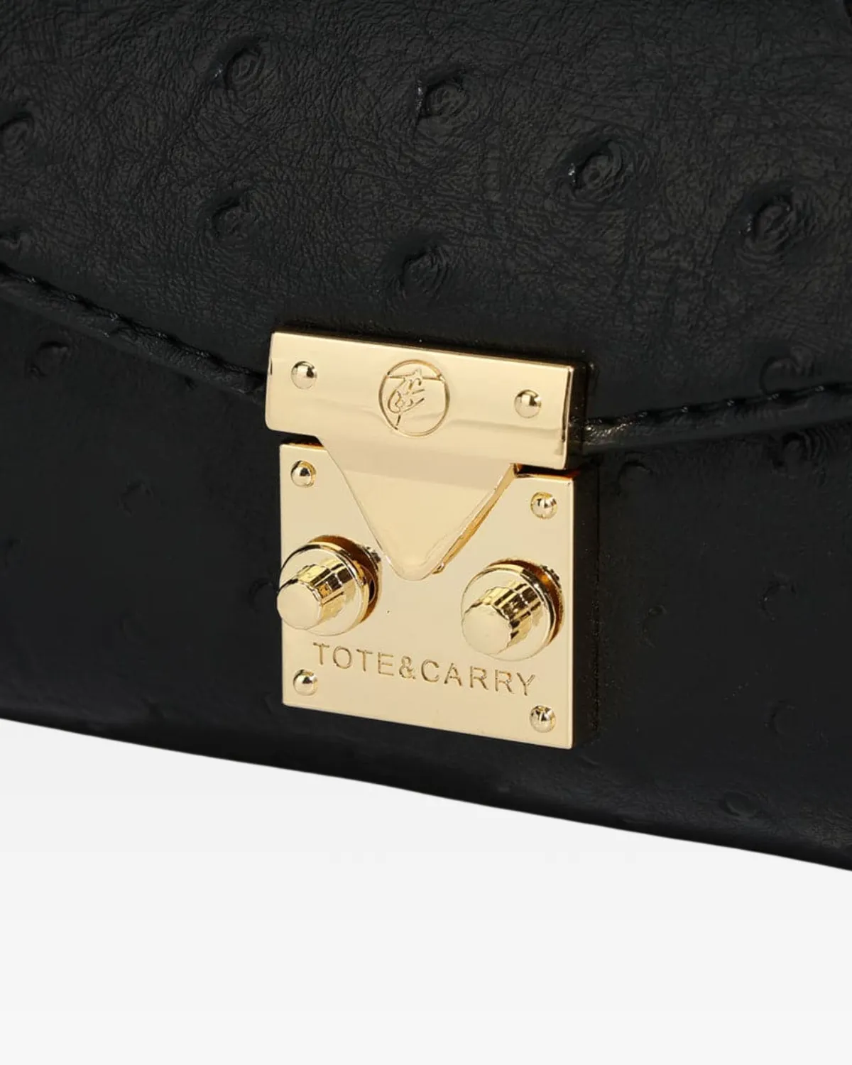 Ostrich Shoulder Bag in Black