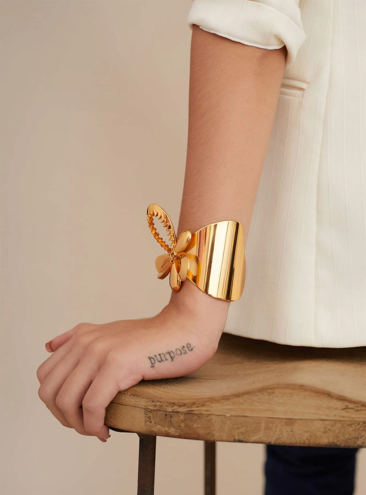 Outhouse   I   Oh Poppi Ninth Avenue Tuberose Handcuff Brass, Gold Accessories OHAW21HC031