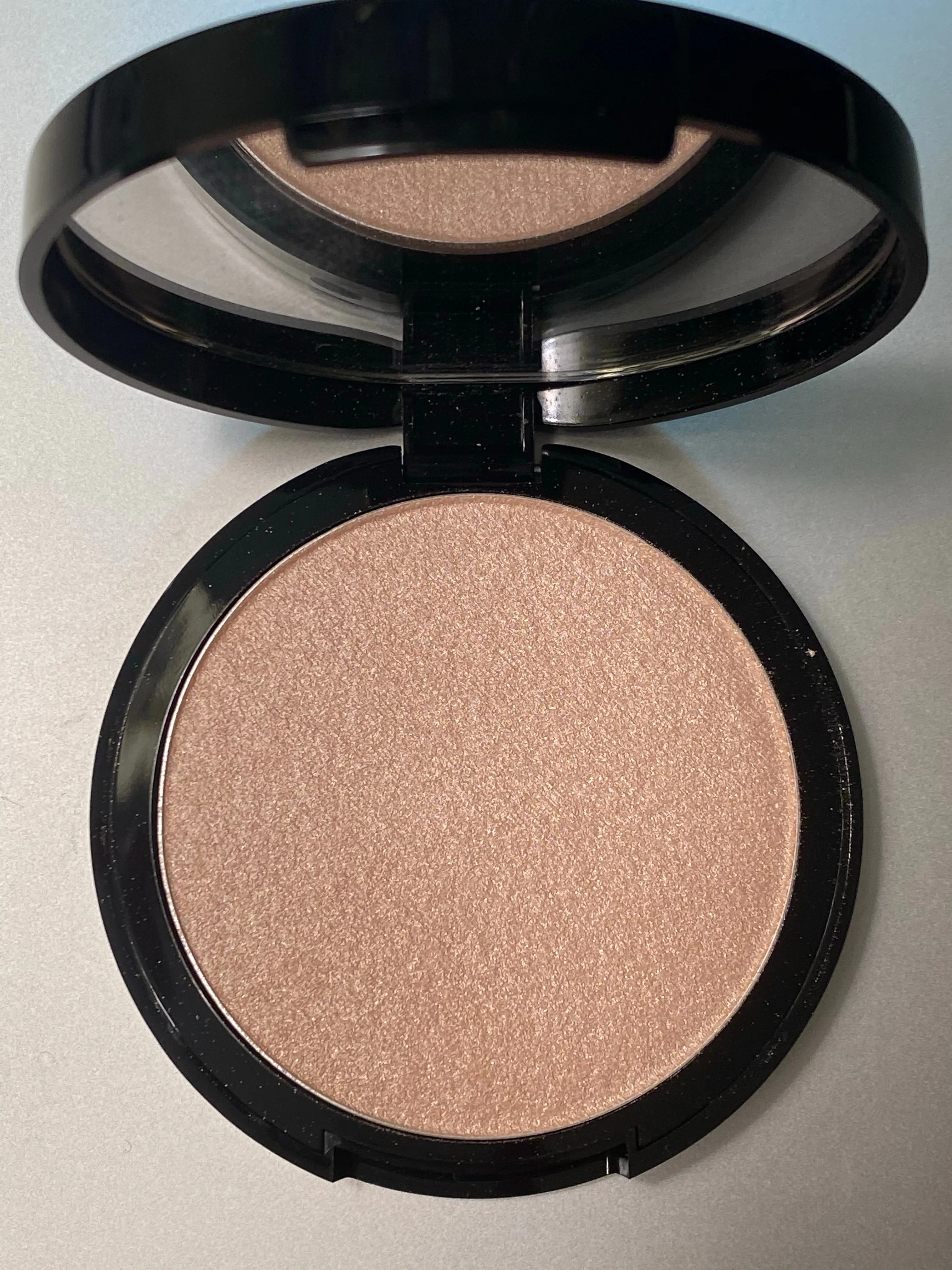 Powder Illuminator Compact