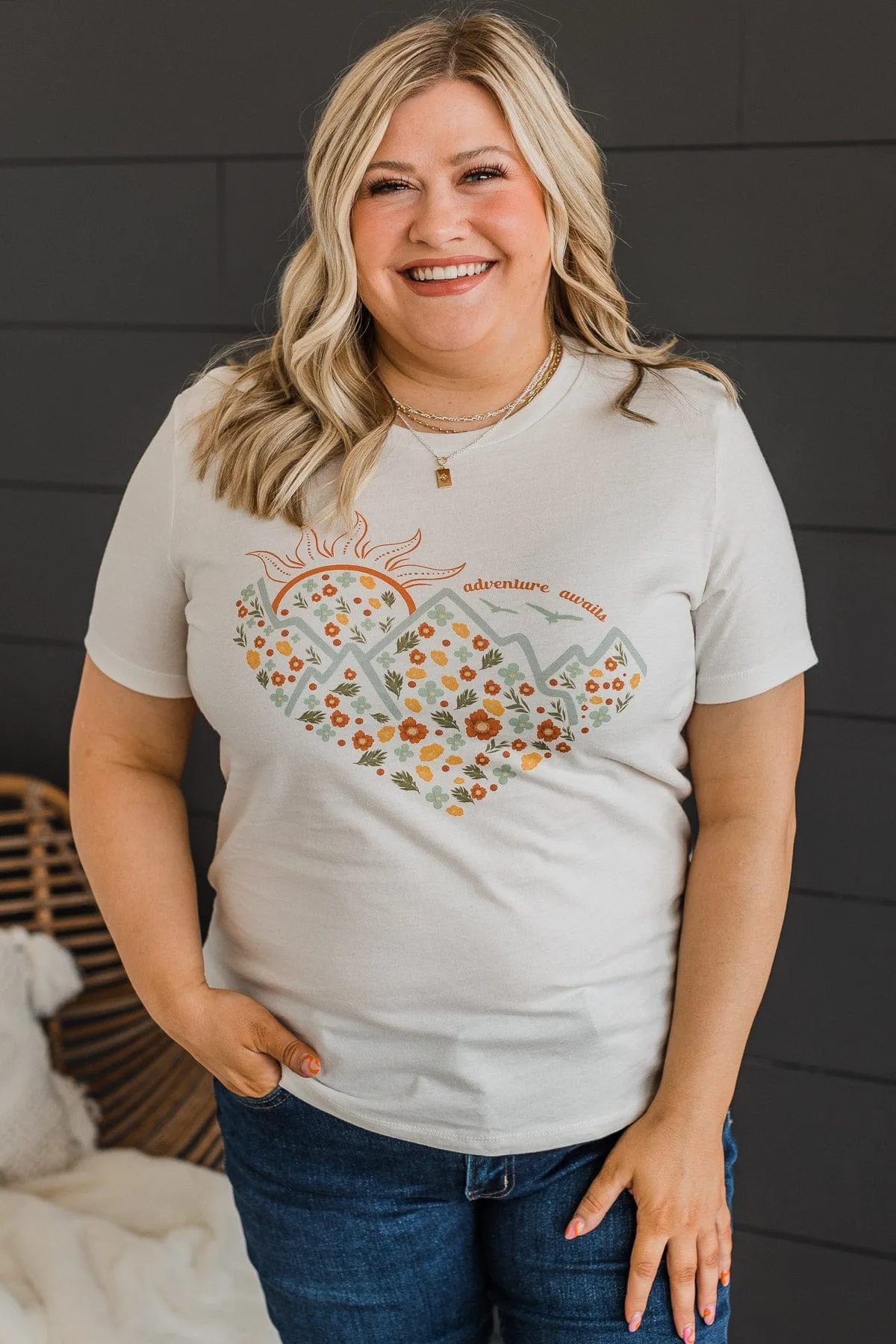 "Adventure Awaits" Graphic Tee- Light Cream