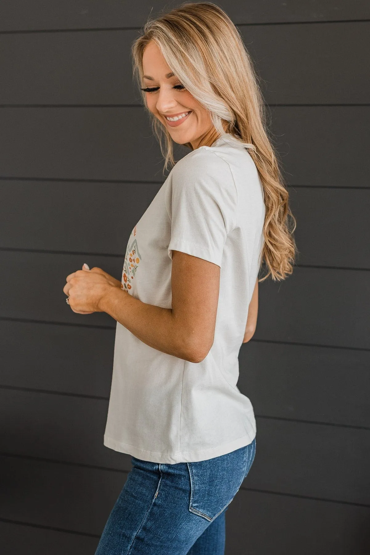 "Adventure Awaits" Graphic Tee- Light Cream