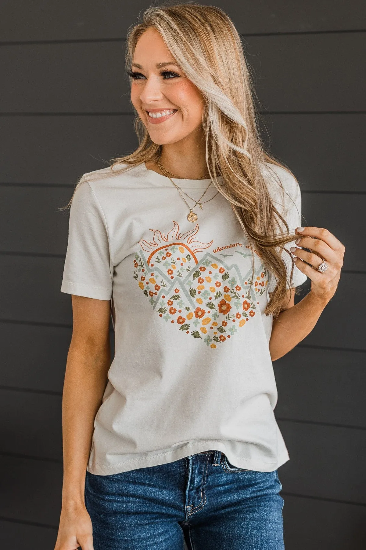 "Adventure Awaits" Graphic Tee- Light Cream