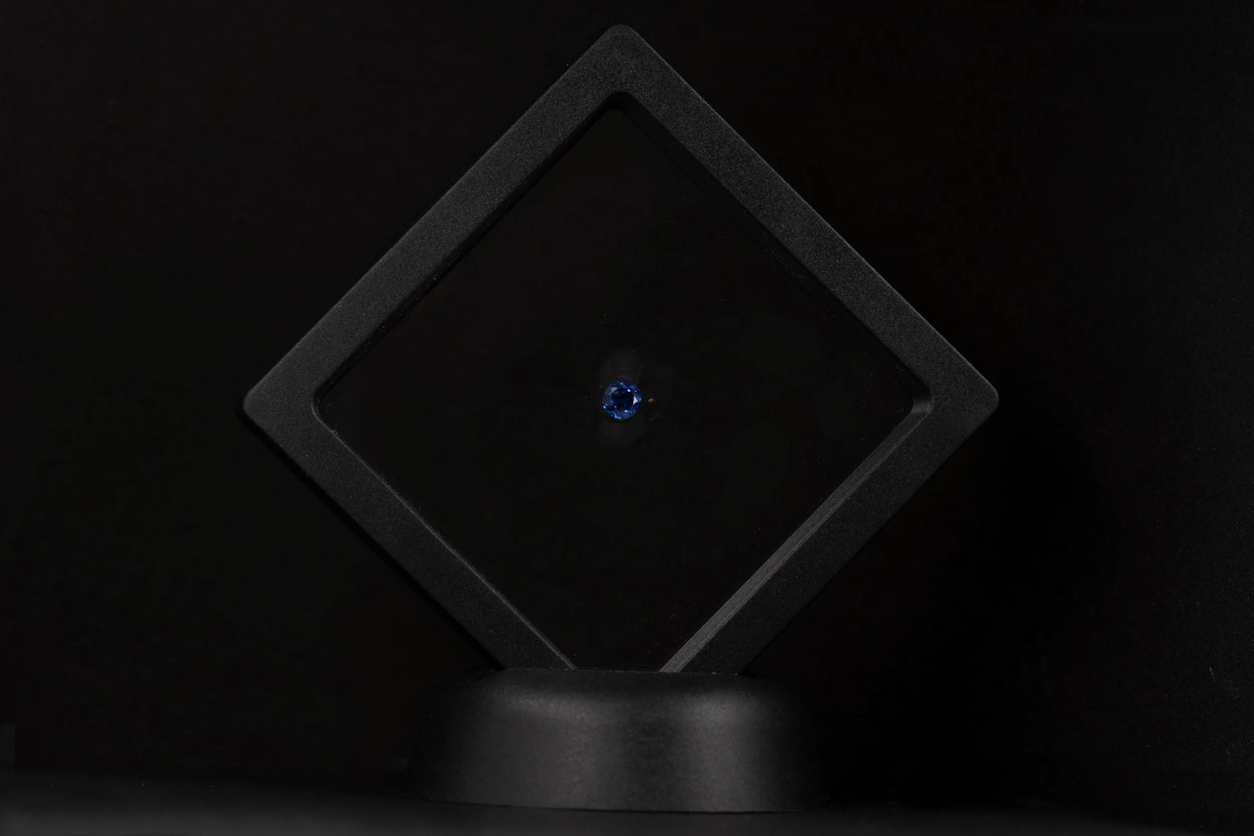 Sapphire [Lab Grown]